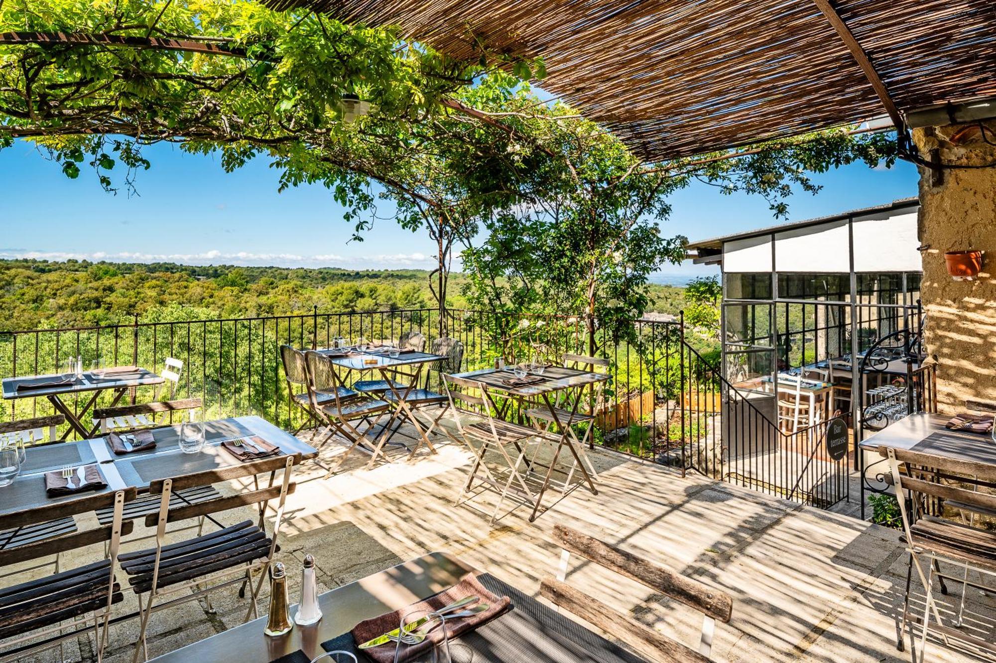 Hotel Restaurant Les Remparts เวอนาสก์ ภายนอก รูปภาพ